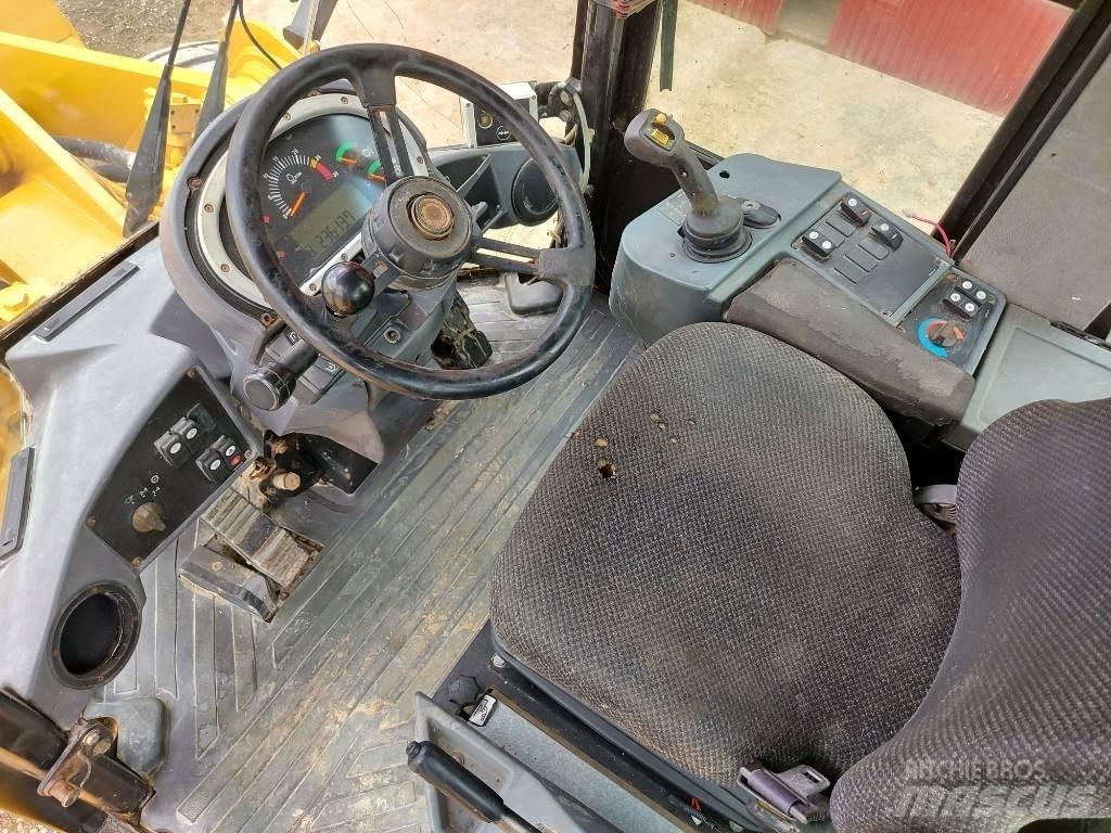 CAT 938 H Utovarivači na kotačima