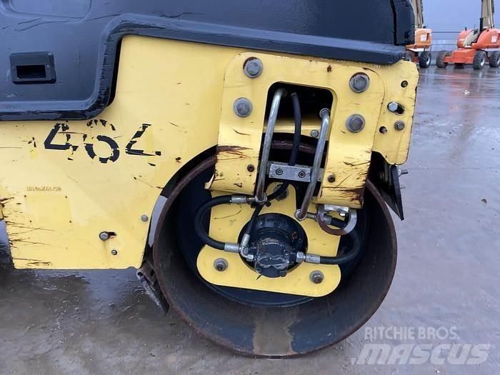 Bomag BW 80 AD-5 Valjci sa dvojnim bubnjem