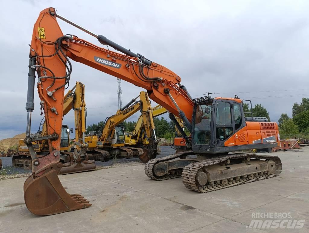 Doosan DX 255 LC-5 Bageri gusjeničari