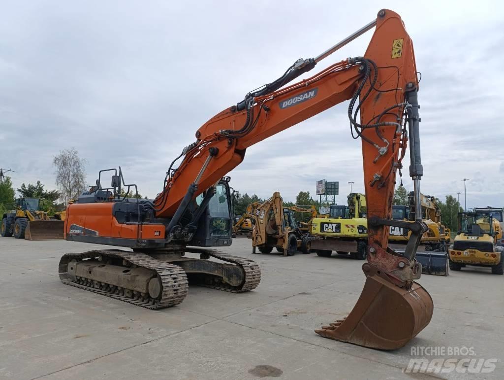 Doosan DX 255 LC-5 Bageri gusjeničari