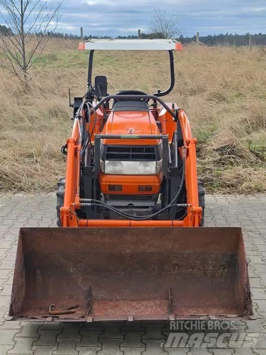 Kubota GL 25 Kompaktni (mali) traktori