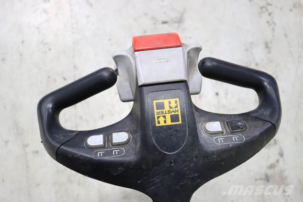 Hyster P2.5 Nisko podizni električni viličar