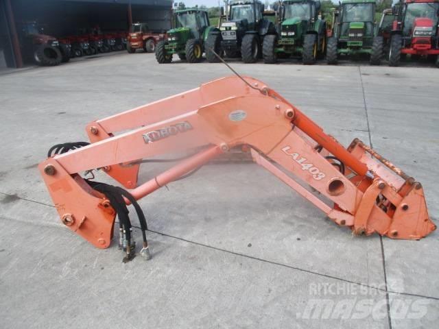 Kubota LA1403 Loader Traktori