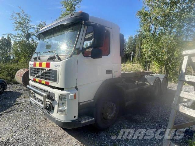 Volvo FM9 Demontažnii kamioni za podizanje kabela