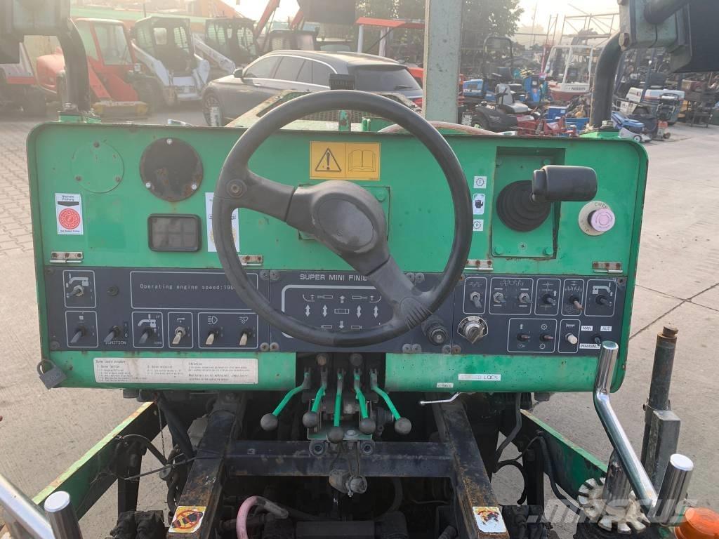 Hanta F14CE Asfaltni finišeri