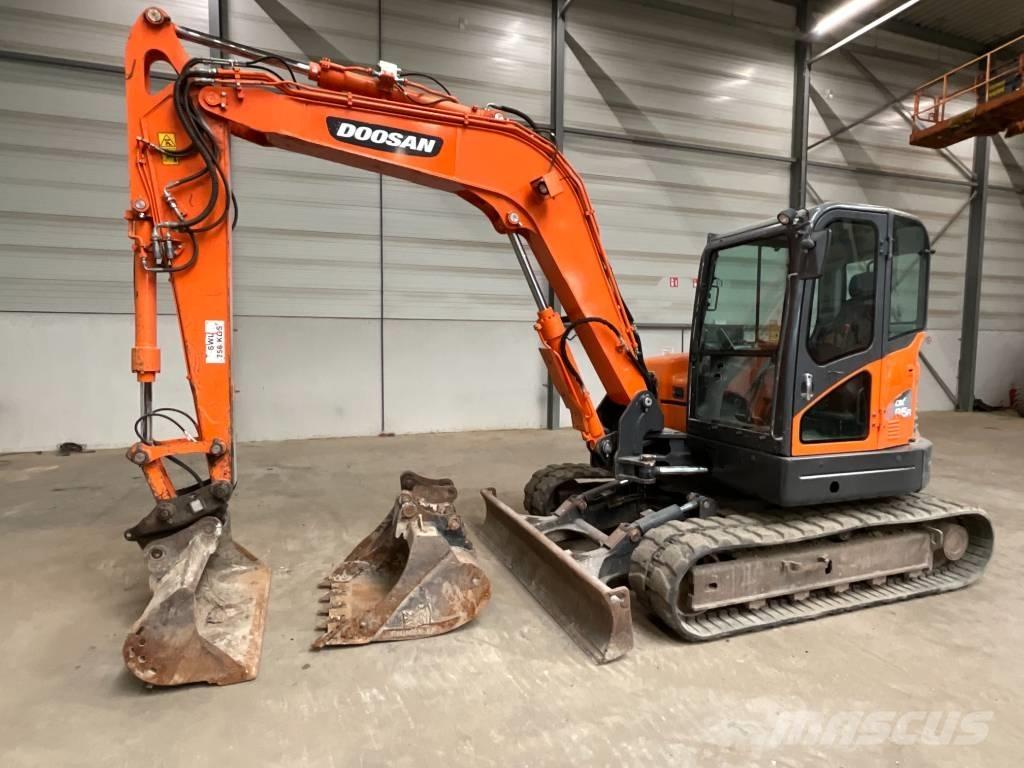 Doosan DX 85 R-3 Midi bageri 7t – 12t