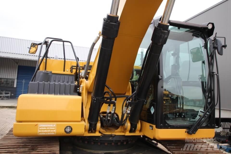 CAT 326-07 Bageri gusjeničari