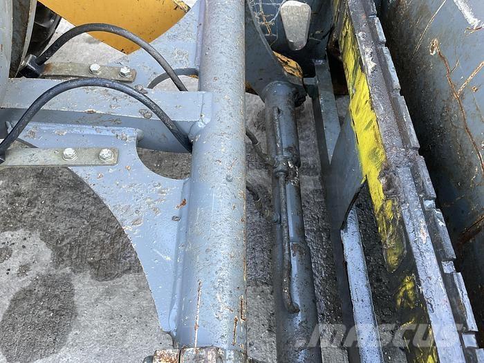 Liebherr L506C Utovarivači na kotačima