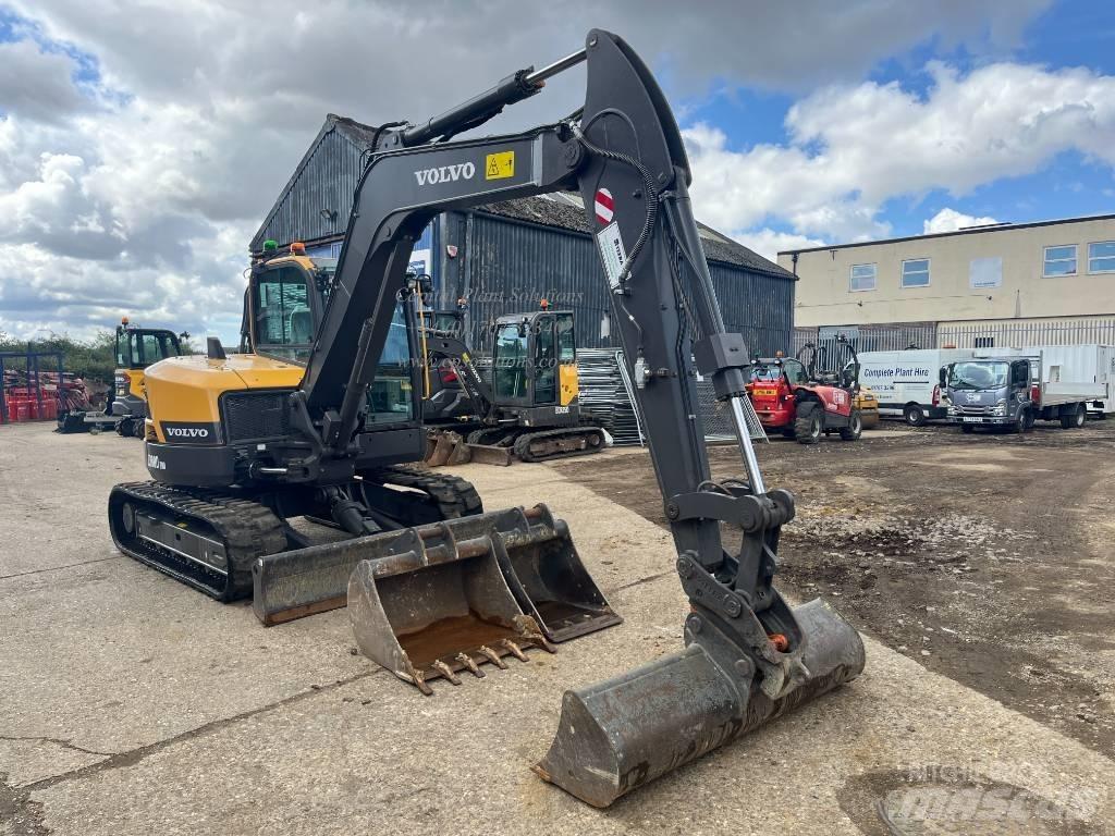 Volvo ECR 88 D PRO Midi bageri 7t – 12t