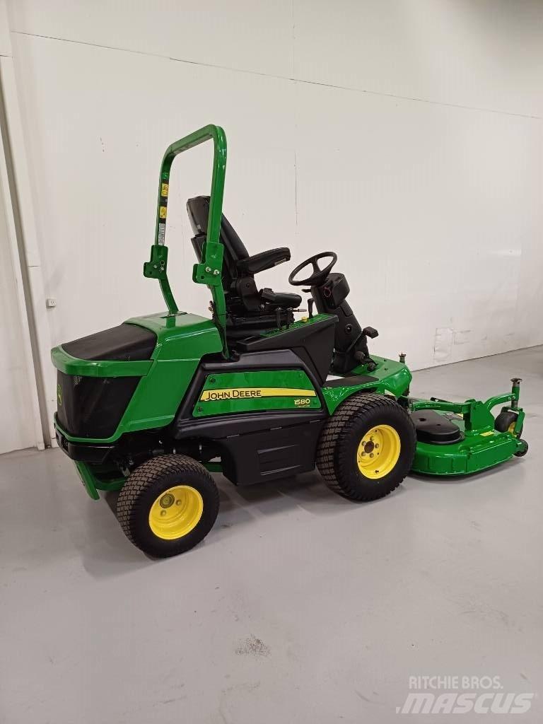 John Deere 1580 Traktorske kosilice