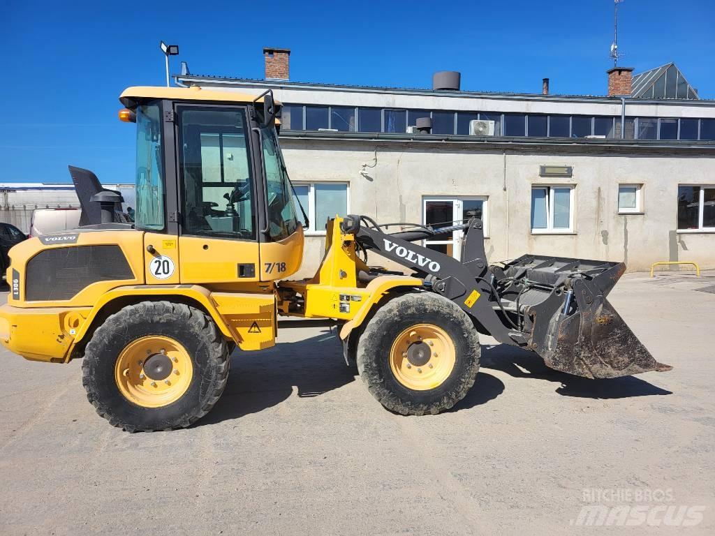 Volvo L 30 G Utovarivači na kotačima
