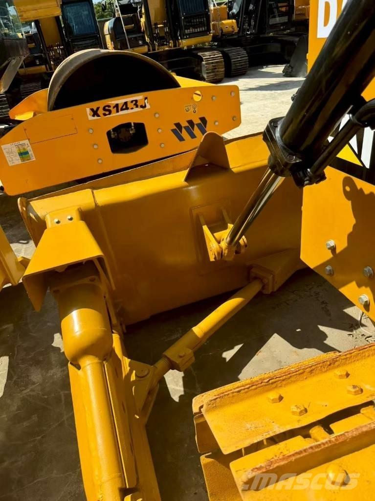CAT D 6 G LGP II Buldožeri gusjeničari