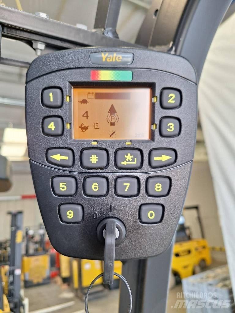 Yale ERP 30 VL Električni viličari