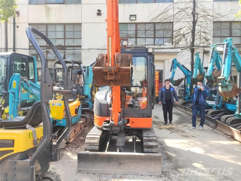 Hitachi ZX30 Mini bageri <7t