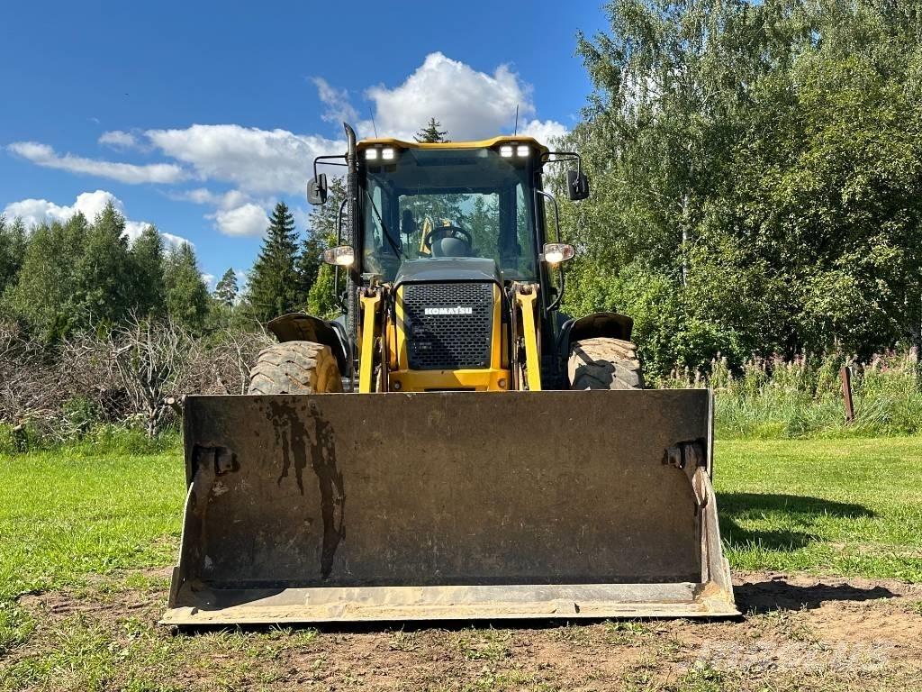 Komatsu WB 97 S-8 Utovarni rovokopači