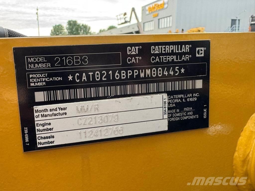 CAT 216B3 Utovarivači na kotačima