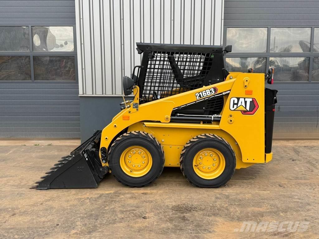CAT 216B3 Utovarivači na kotačima
