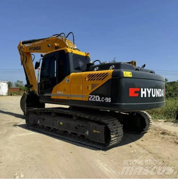 Hyundai R220-9S Bageri gusjeničari