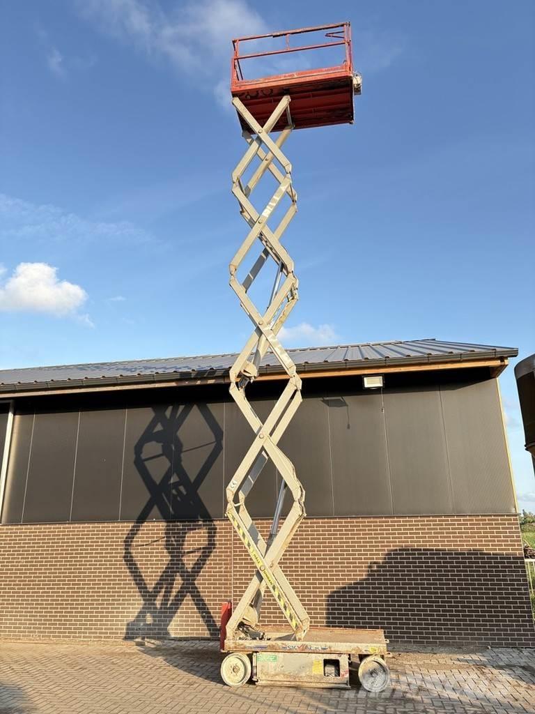 SkyJack 3246 Škaraste platforme