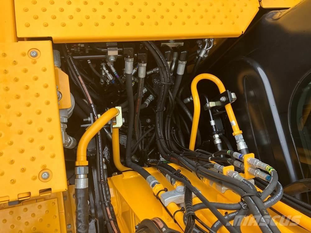 JCB JS145W Bageri na kotačima