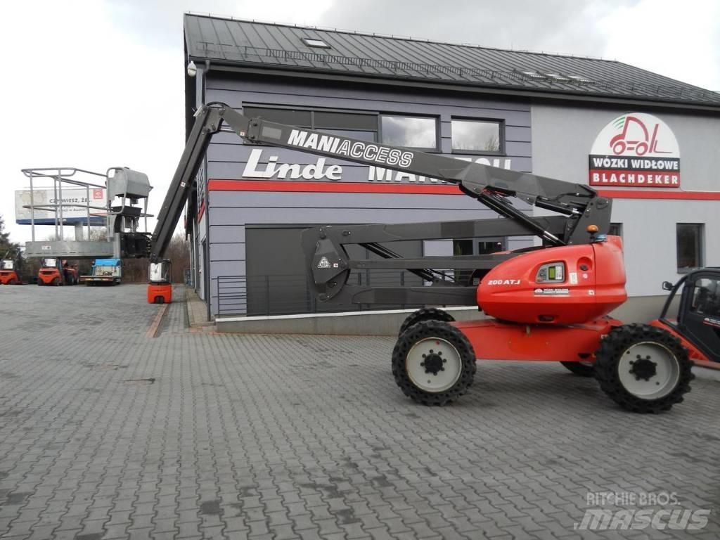 Manitou 200 ATJ Teleskopske samohodne platforme