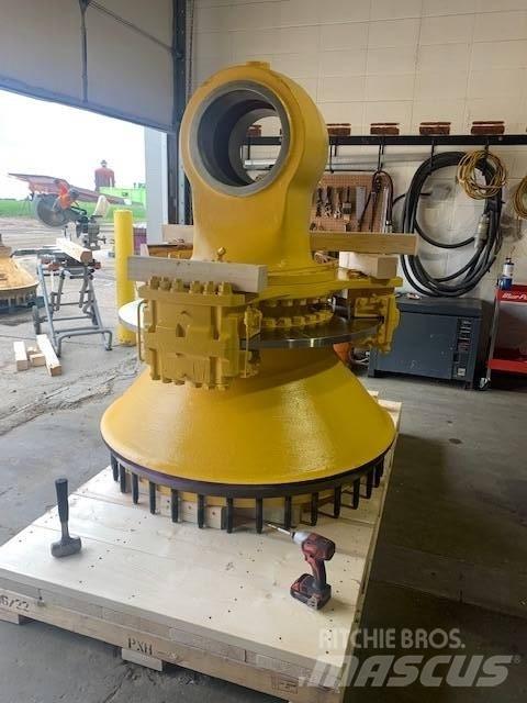 Komatsu 830 E Zglobni demperi