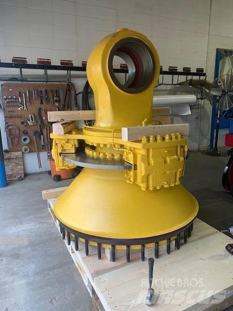 Komatsu 830 E Zglobni demperi