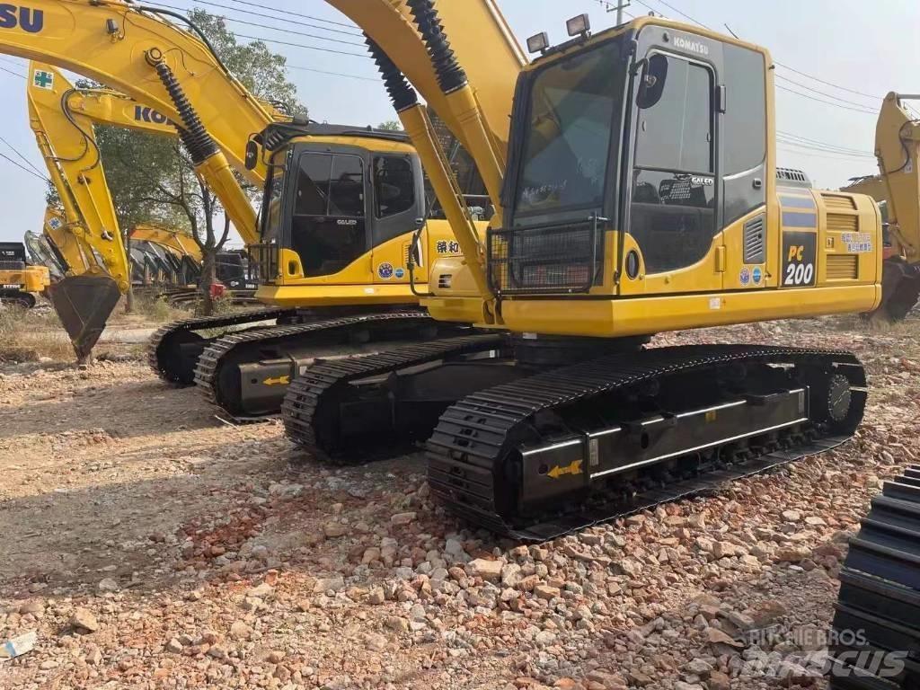 Komatsu PC 200 Bageri gusjeničari