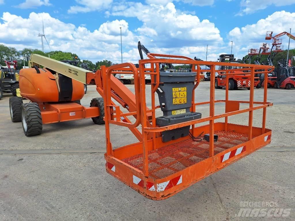 JLG 600 AJ Zglobne podizne platforme