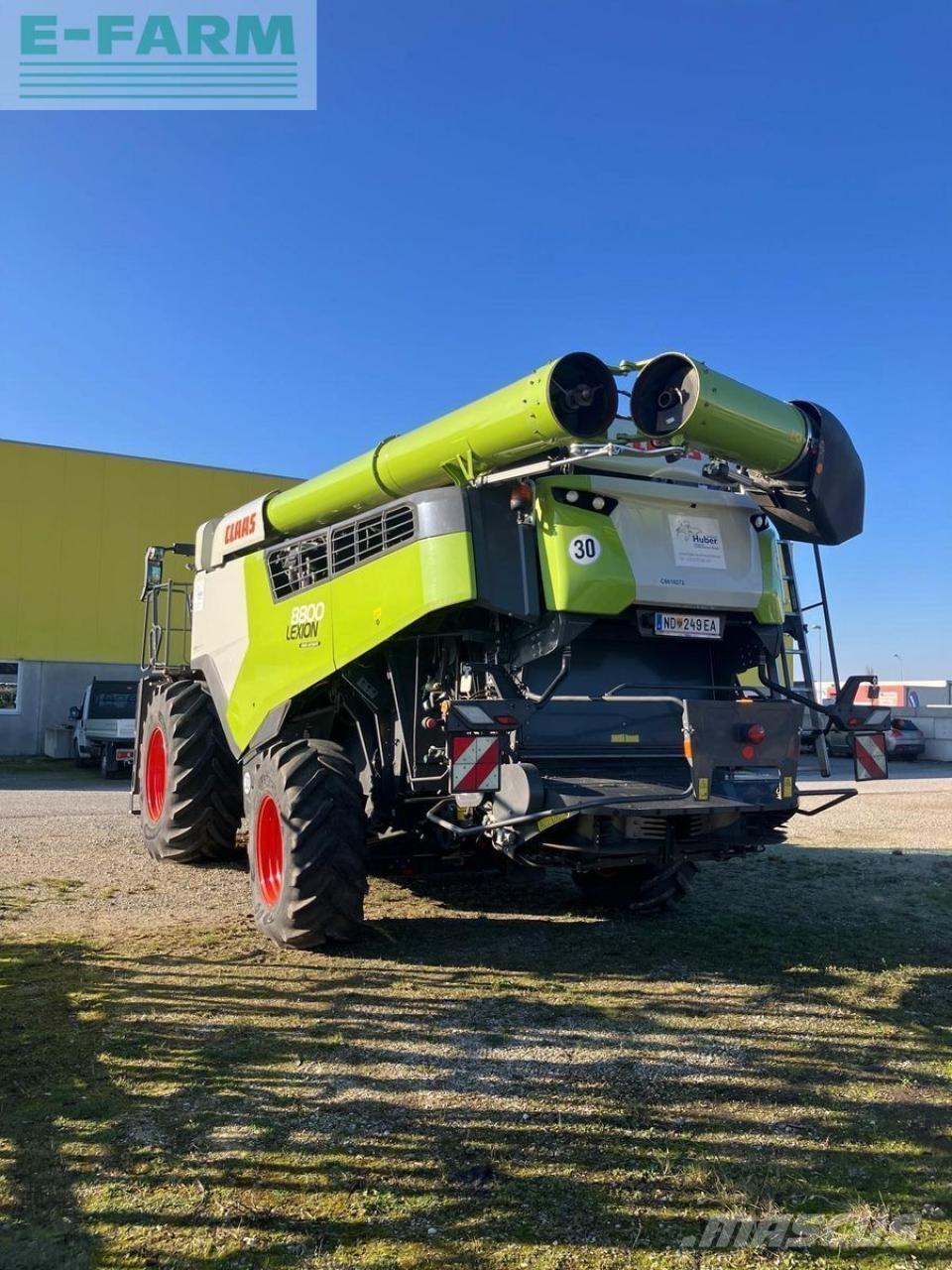 CLAAS lexion 8800 Kombajni
