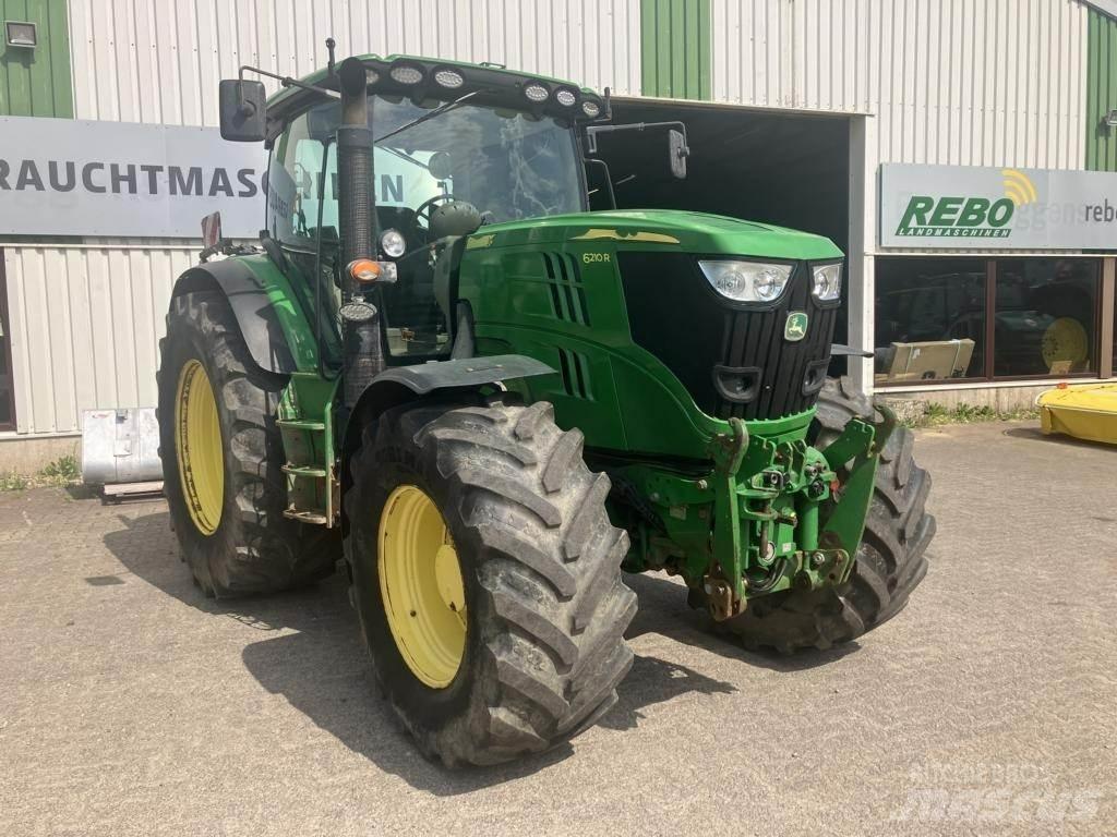 John Deere 6210 R Traktori
