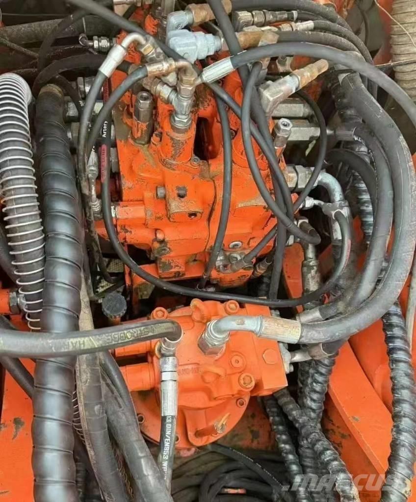 Doosan DH150W Bageri na kotačima