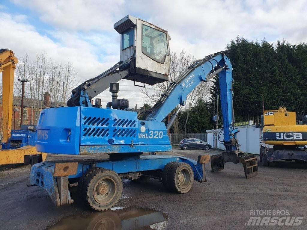 Fuchs MHL 320 Bageri za manipuliranje materijalom / otpadom