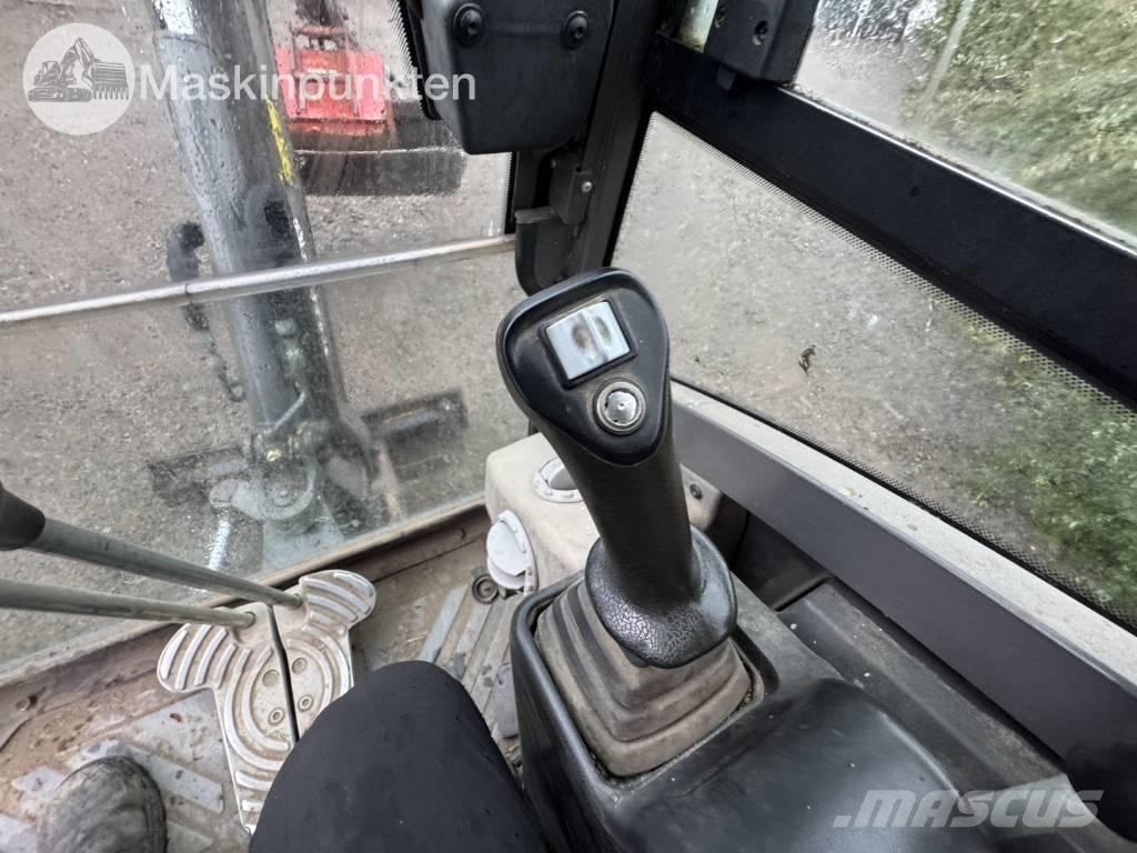 New Holland 8560 Traktori