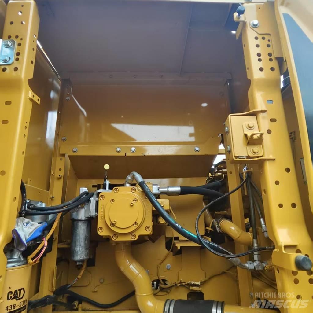 CAT 320 GC Midi bageri 7t – 12t