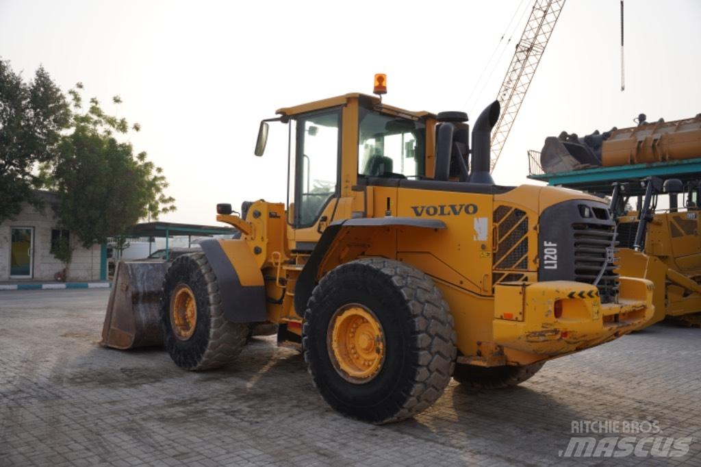 Volvo L 120 F Utovarivači na kotačima