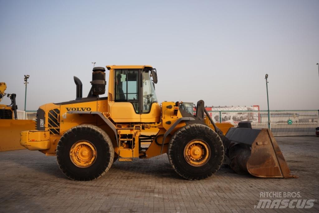Volvo L 120 F Utovarivači na kotačima