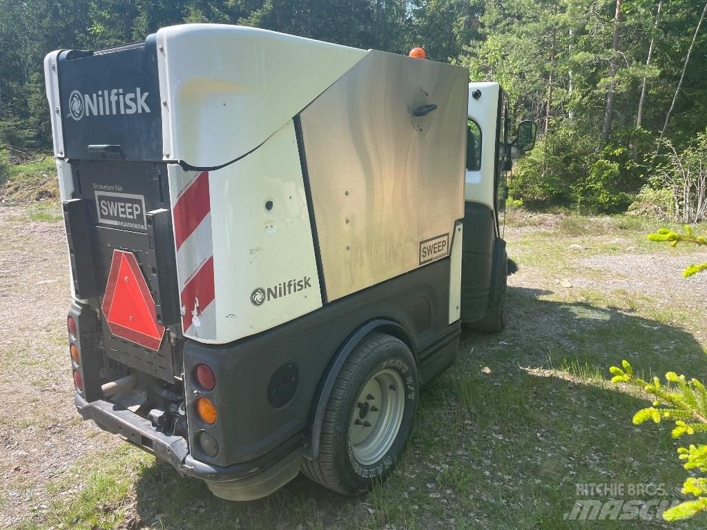 Nilfisk CR3500 Strojevi za metenje