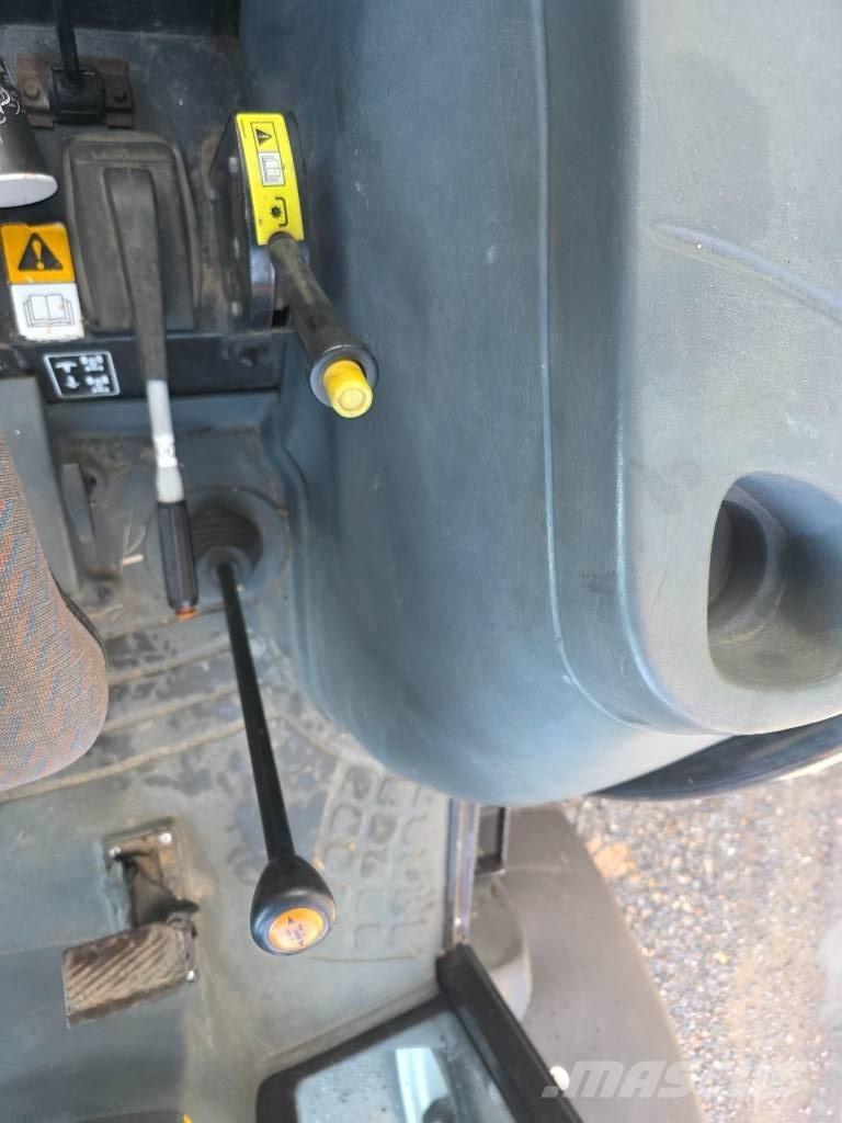 New Holland TD 90 D Traktori