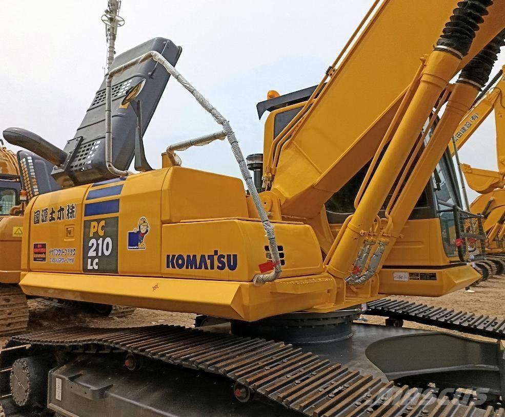 Komatsu PC 210 Bageri gusjeničari