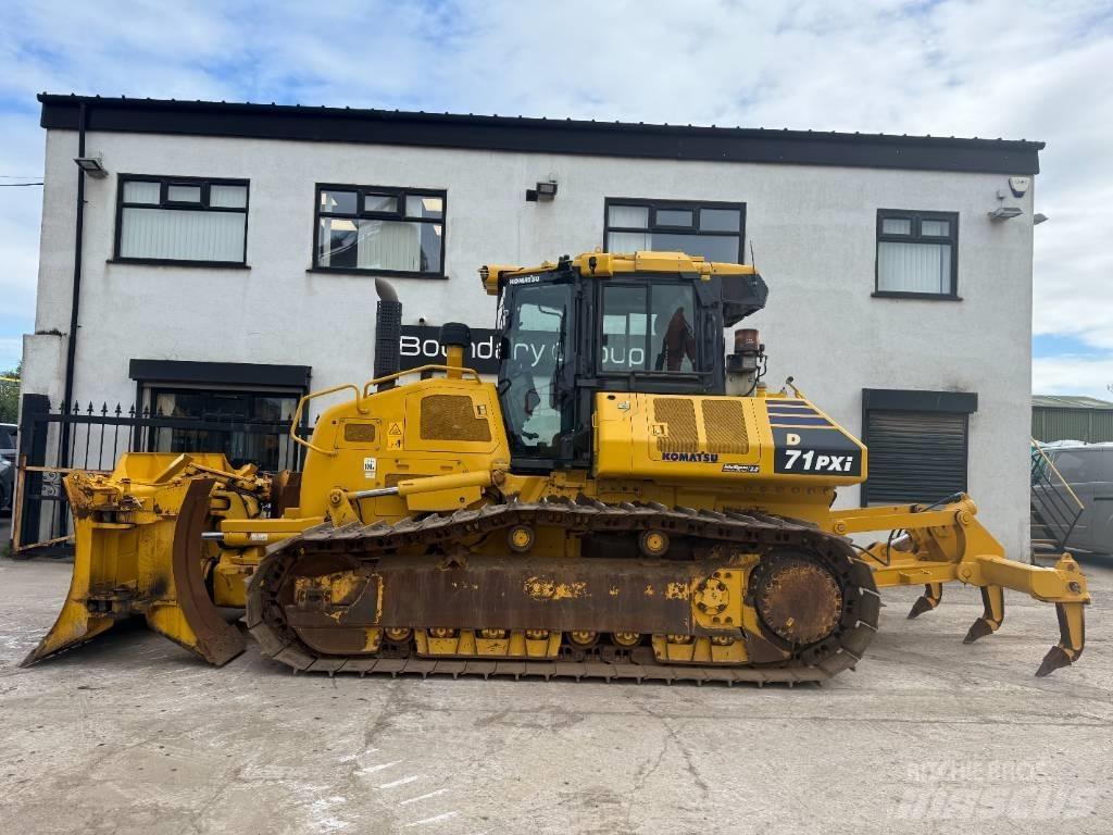 Komatsu D 71P Xi-24 Buldožeri gusjeničari