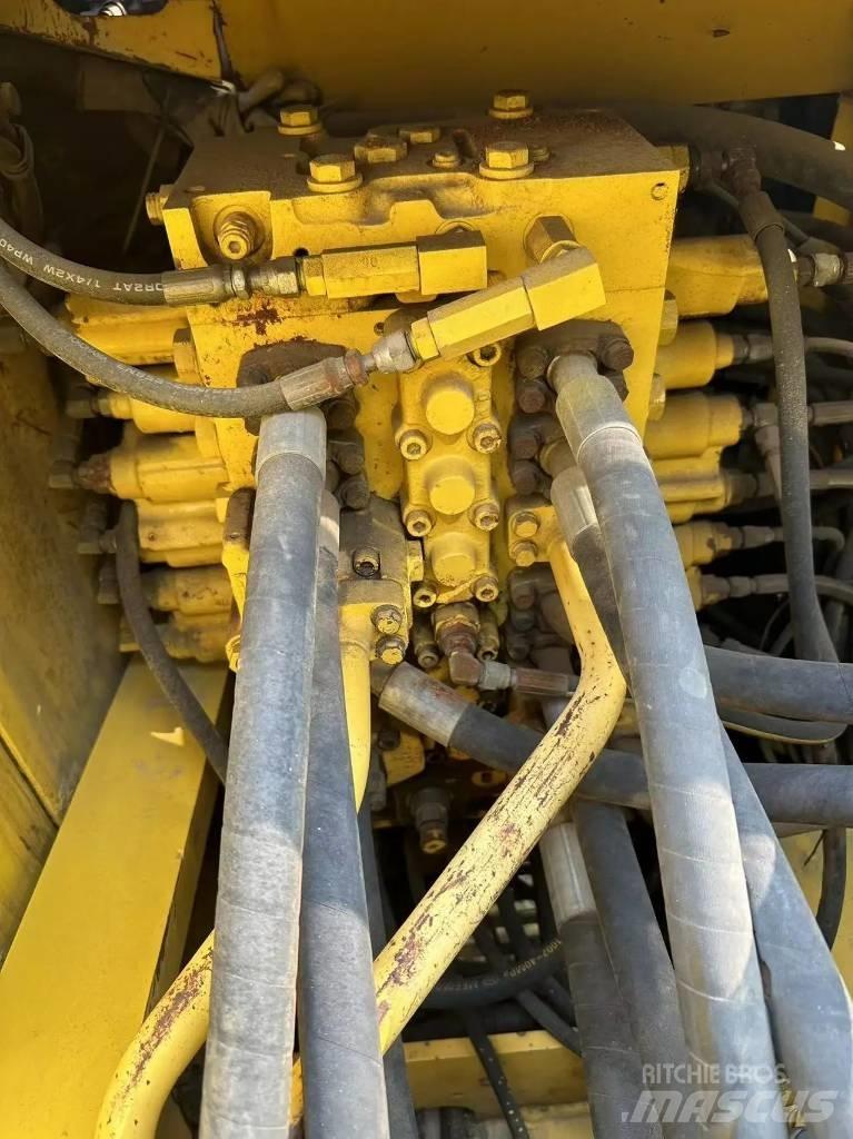 Komatsu PC 240 LC-8 Bageri gusjeničari