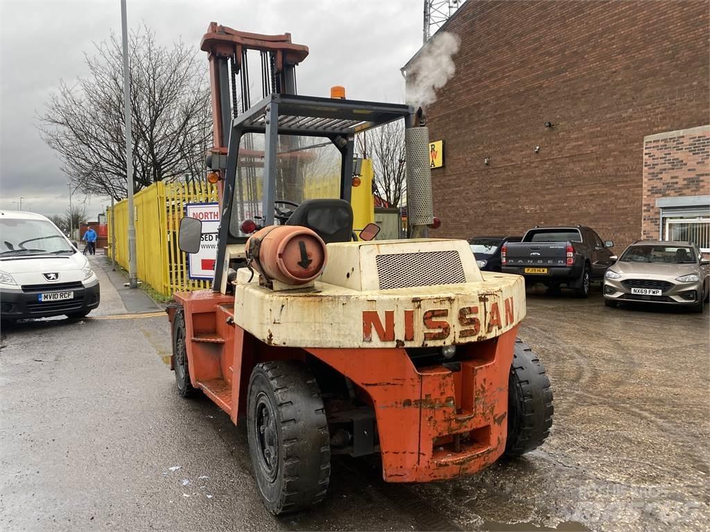 Nissan BF05H50U Dizelski viličari
