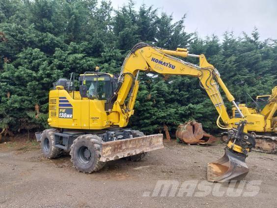 Komatsu PW138MR-11 Bageri na kotačima