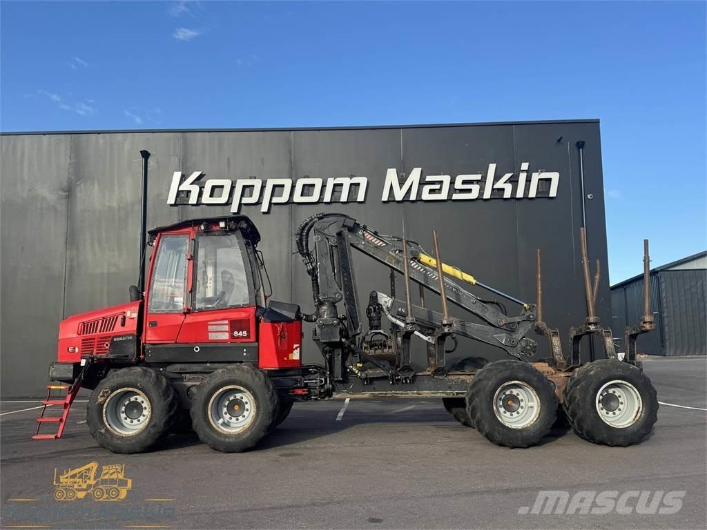 Komatsu 845 Forvarderi
