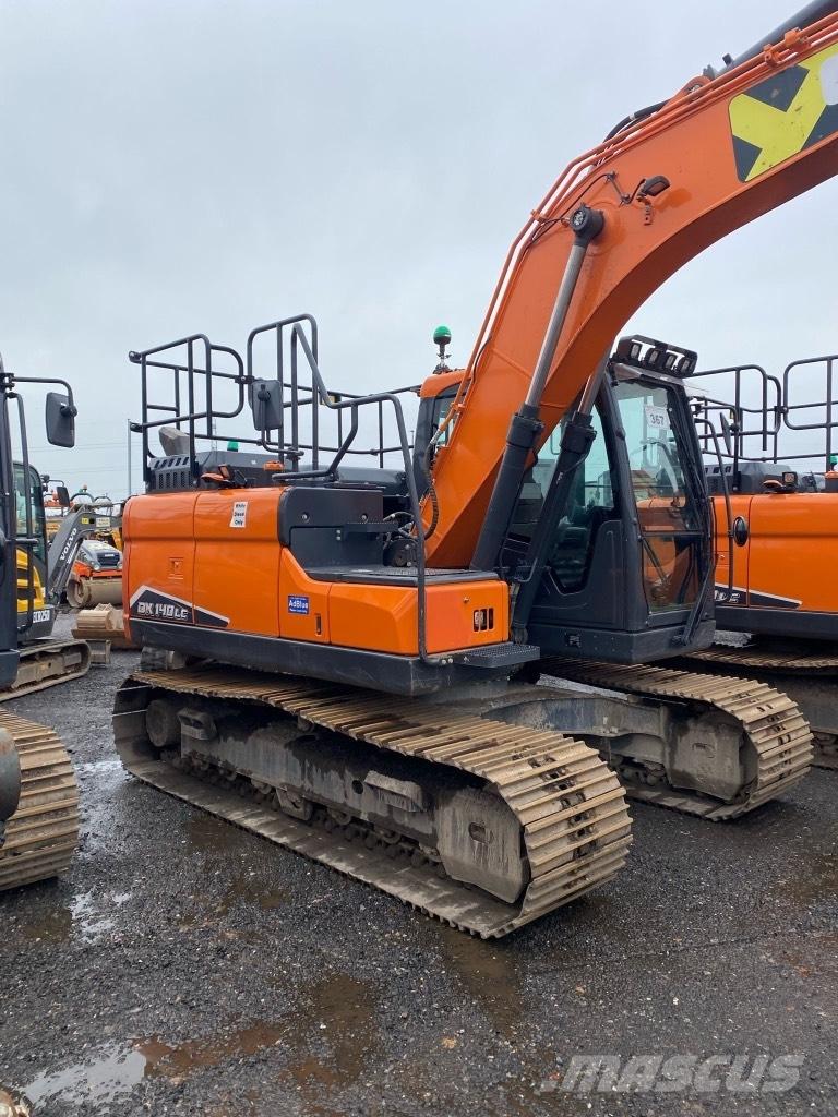 Doosan DX 140 LC Bageri gusjeničari