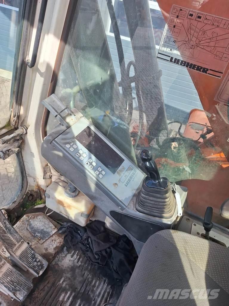 Liebherr R932 Bageri gusjeničari
