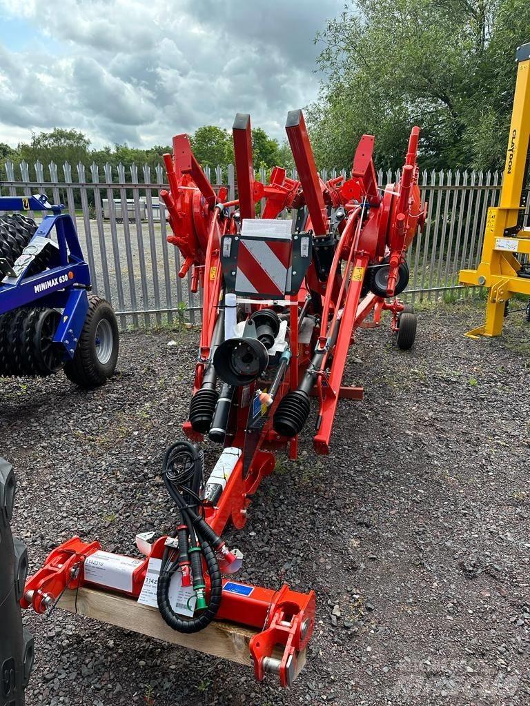 Kuhn GA8131A02 RAKE Okretači i sakupljači sijena