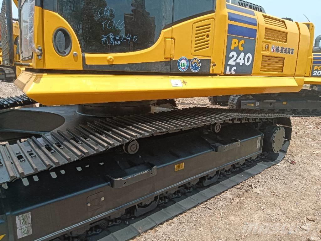 Komatsu PC 240 Bageri gusjeničari