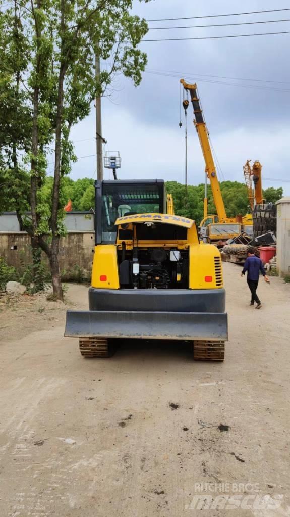 Komatsu 56 Bageri gusjeničari